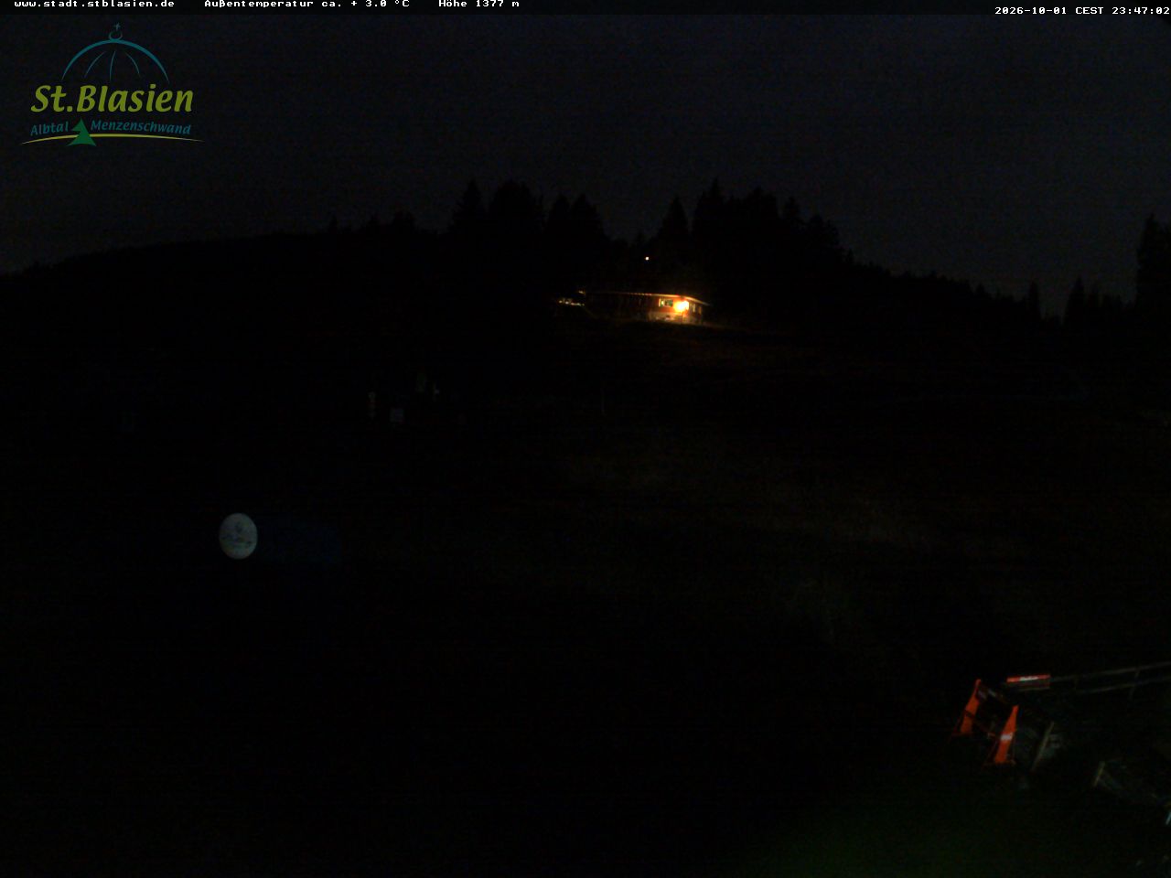 Feldberg Grafenmatt snow cam captured at 1 October 2026 at 11:47 pm GMT+2