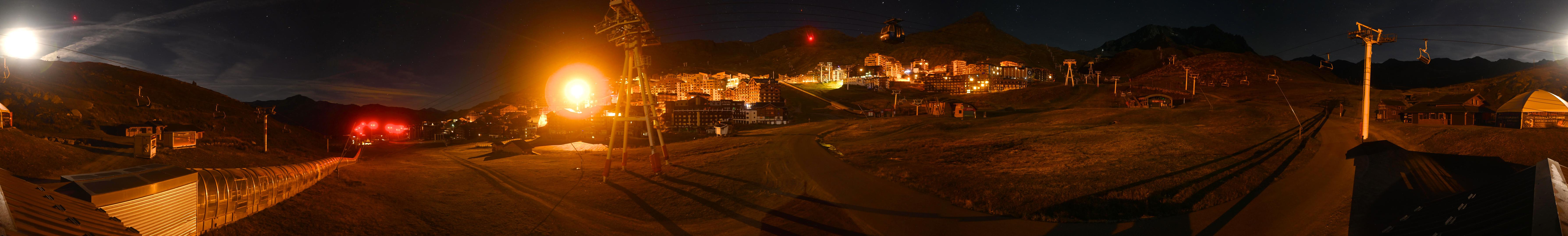 Val Thorens Rond Point des Pistes snow cam captured at 21 September 2026 at 11:57 pm GMT+2