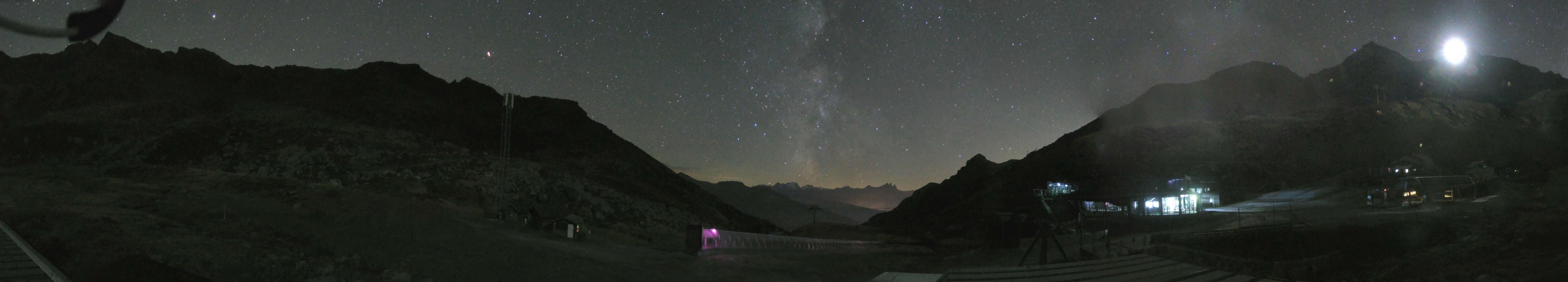 Val Thorens Plan Bouchet - Orelle snow cam captured at 13 September 2026 at 11:29 pm GMT+2