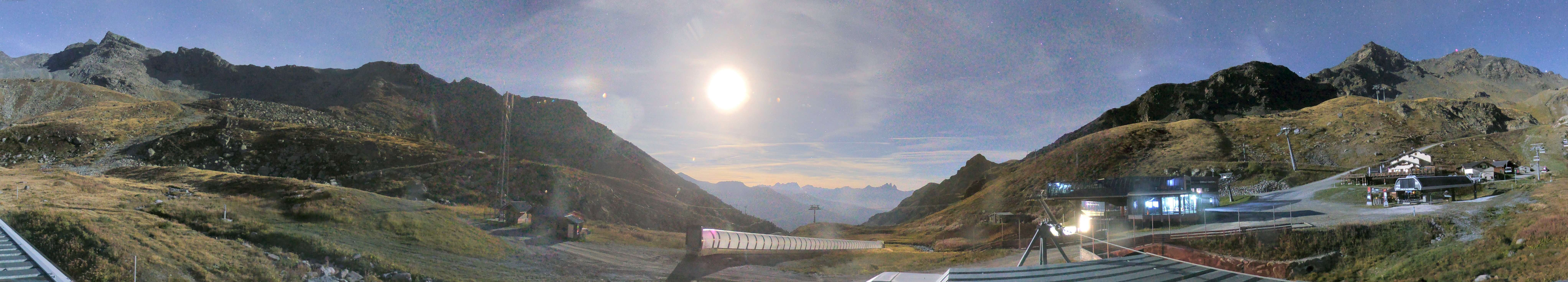 Val Thorens Plan Bouchet - Orelle snow cam captured at 21 September 2026 at 11:55 pm GMT+2