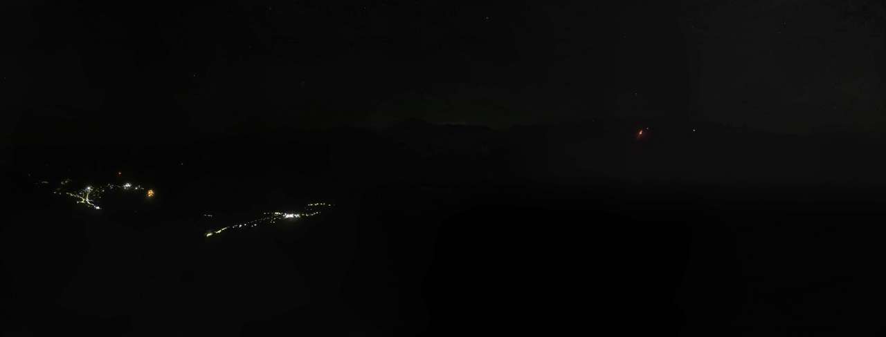 Méribel Tougnète Summit - 2,434 m snow cam captured at 14 September 2026 at 11:49 pm GMT+2