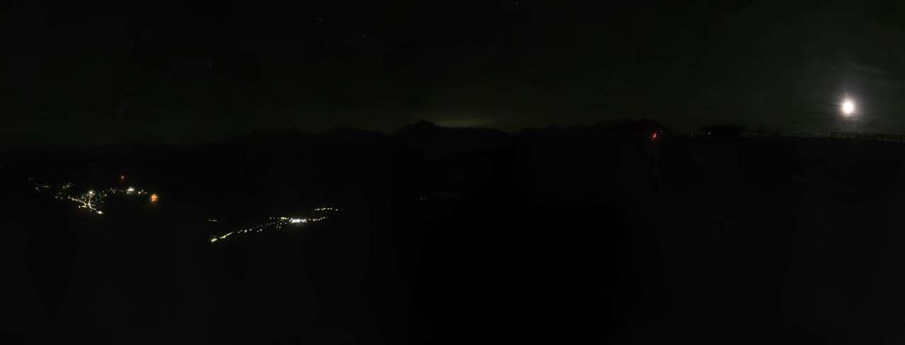 Méribel Tougnète Summit - 2,434 m snow cam captured at 20 September 2026 at 11:48 pm GMT+2