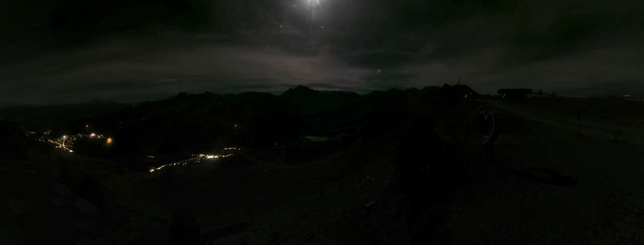 Méribel Tougnète Summit - 2,434 m snow cam captured at 28 September 2026 at 11:47 pm GMT+2