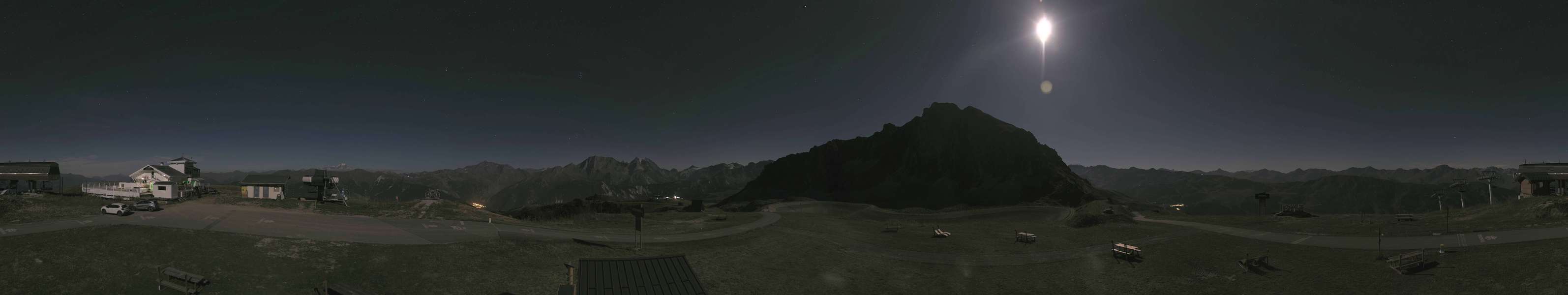Méribel Col de la Loze - 2,304 m snow cam captured at 23 September 2026 at 11:52 pm GMT+2