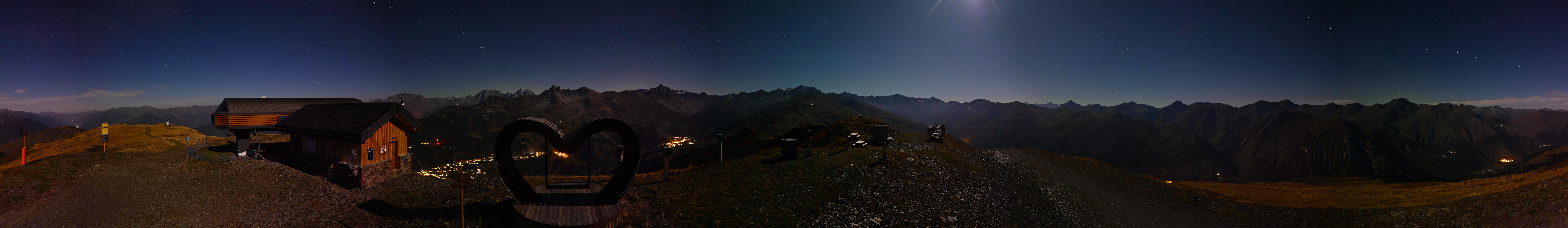 Méribel Roc de Fer Summit - 2,290 m snow cam captured at 23 September 2026 at 11:58 pm GMT+2