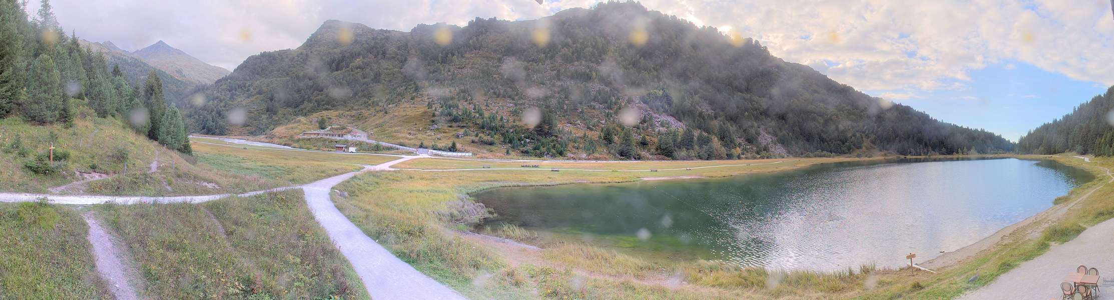 Méribel Lac de Tueda - 1,750 m snow cam captured at 15 September 2026 at 6:31 pm GMT+2