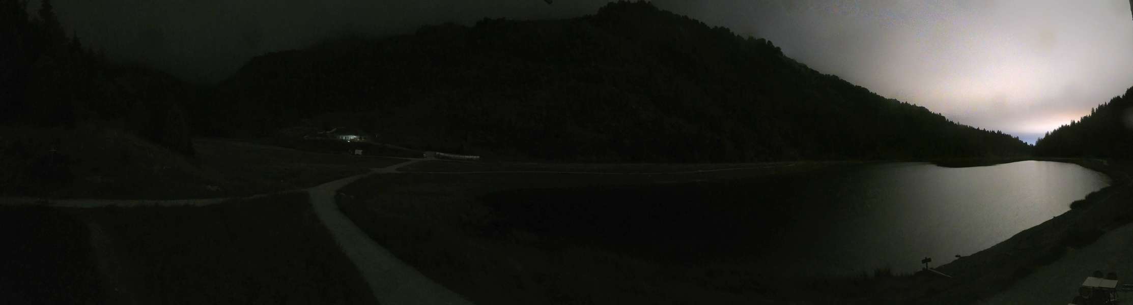 Méribel Lac de Tueda - 1,750 m snow cam captured at 17 September 2026 at 11:41 pm GMT+2