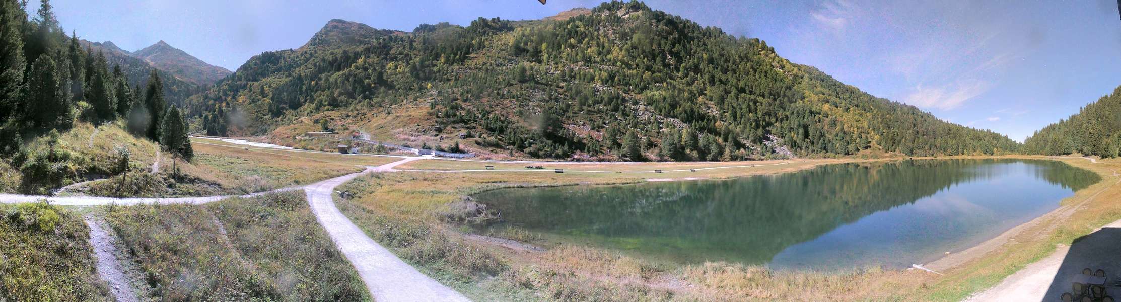 Méribel Lac de Tueda - 1,750 m snow cam captured at 25 September 2026 at 11:43 pm GMT+2