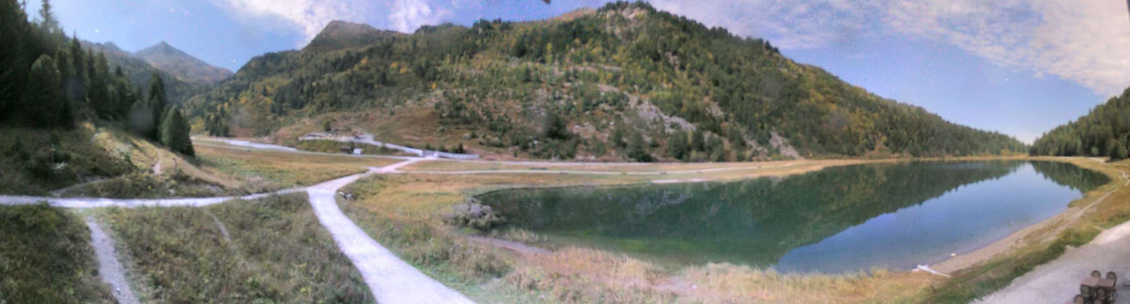 Méribel Lac de Tueda - 1,750 m snow cam captured at 27 September 2026 at 11:53 pm GMT+2