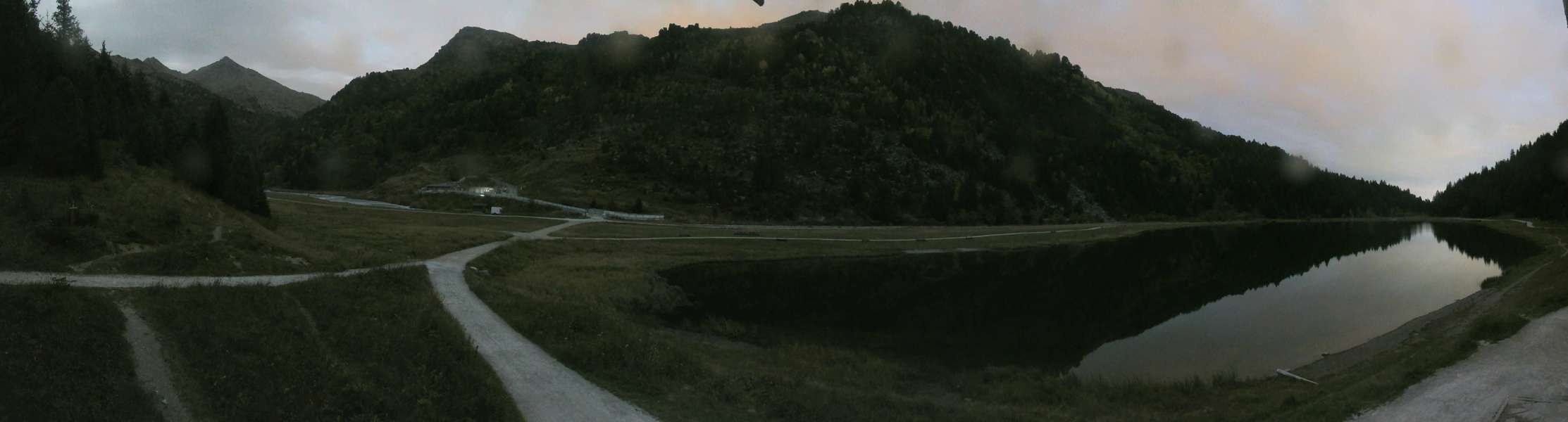 Méribel Lac de Tueda - 1,750 m snow cam captured at 30 September 2026 at 11:34 pm GMT+2