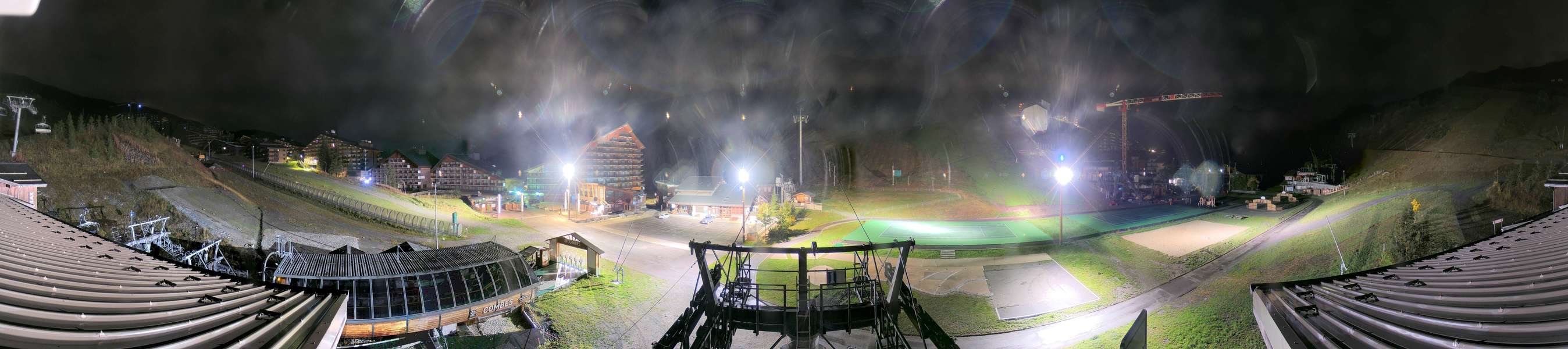 Méribel Méribel-Mottaret - 1,750 m snow cam captured at 2 October 2026 at 11:44 pm GMT+2