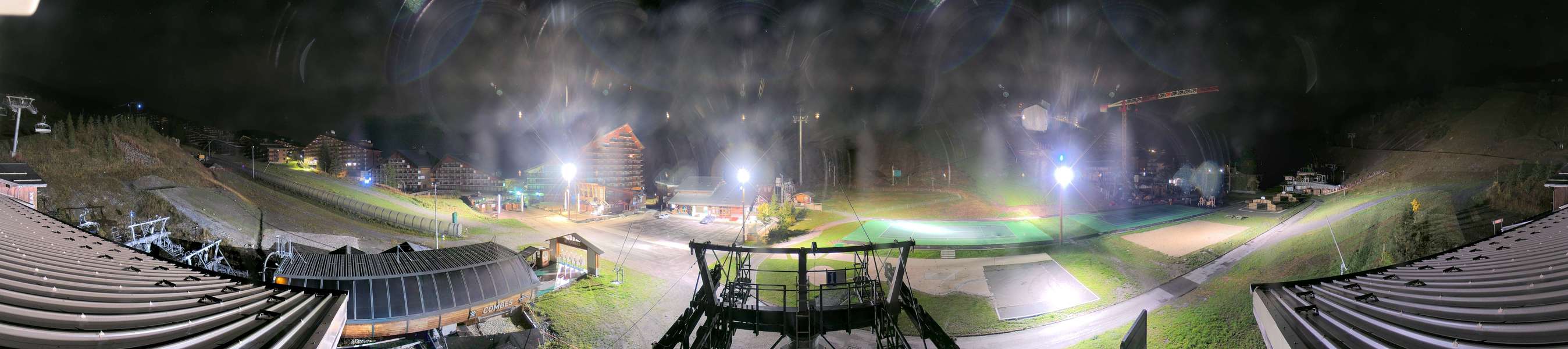 Méribel Méribel-Mottaret - 1,750 m snow cam captured at 3 October 2026 at 11:40 pm GMT+2