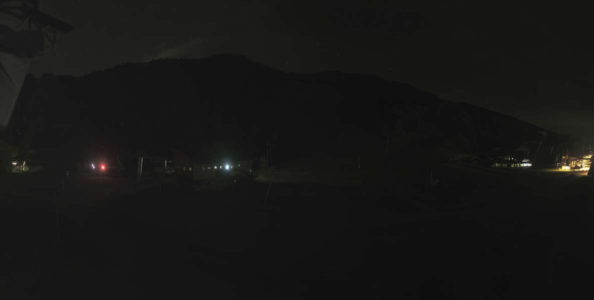 Méribel La Chaudanne - 1,450 m snow cam captured at 19 September 2026 at 11:58 pm GMT+2