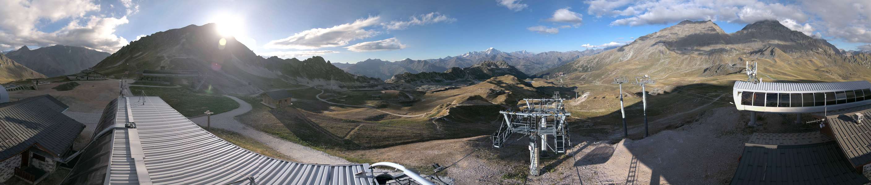 Les Arcs Arcabulle snow cam captured at 15 September 2026 at 6:32 pm GMT+2