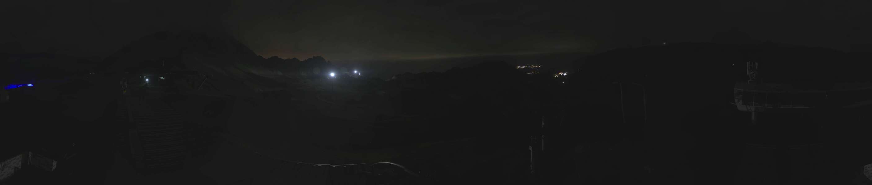 Les Arcs Arcabulle snow cam captured at 18 September 2026 at 11:18 pm GMT+2