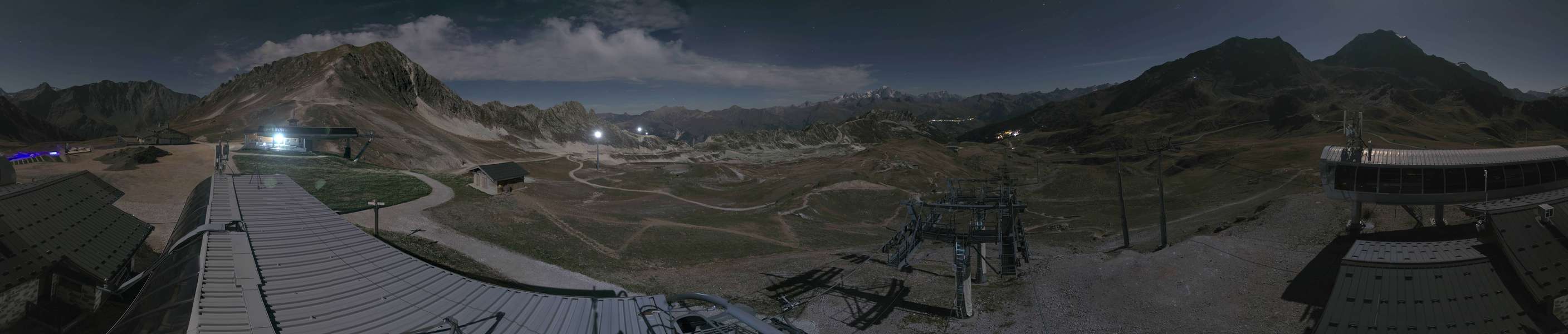 Les Arcs Arcabulle snow cam captured at 27 September 2026 at 11:41 pm GMT+2
