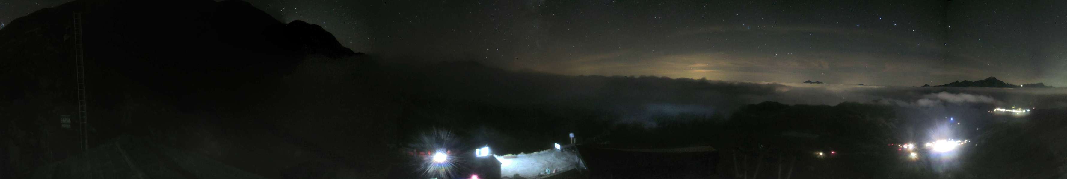Les Arcs Varet snow cam captured at 18 September 2026 at 11:52 pm GMT+2
