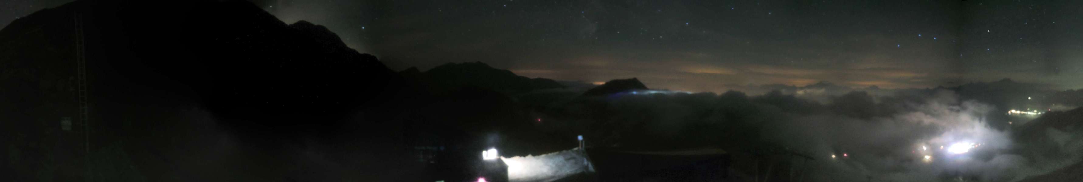 Les Arcs Varet snow cam captured at 3 October 2026 at 11:51 pm GMT+2