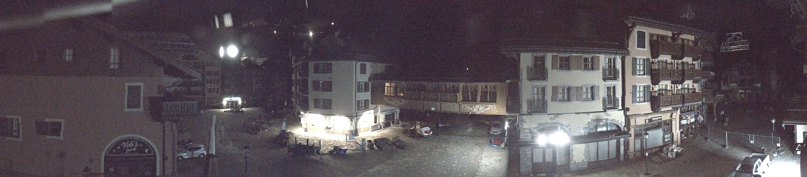 Les Arcs Arc 1950 Village snow cam captured at 13 September 2026 at 11:49 pm GMT+2