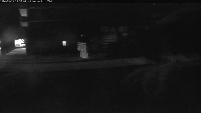 Les Arcs Arc 2000 Live snow cam captured at 19 September 2026 at 11:57 pm GMT+2