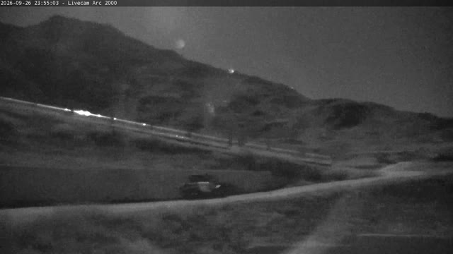 Les Arcs Arc 2000 Live snow cam captured at 26 September 2026 at 11:55 pm GMT+2