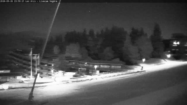 Les Arcs Vagère Live snow cam captured at 26 September 2026 at 11:59 pm GMT+2