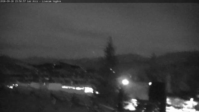 Les Arcs Vagère Live snow cam captured at 28 September 2026 at 11:57 pm GMT+2