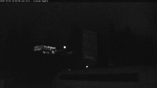 Les Arcs Vagère Live snow cam captured at 2 October 2026 at 11:43 pm GMT+2