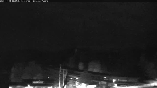 Les Arcs Vagère Live snow cam captured at 4 October 2026 at 11:51 pm GMT+2