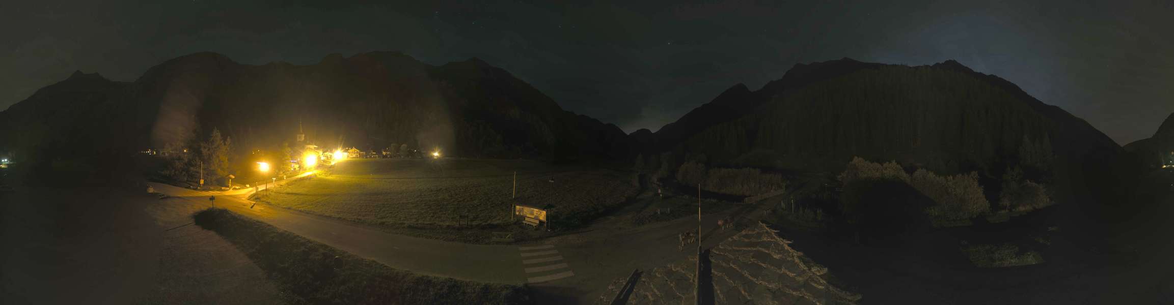 La Plagne Champagny-le-Haut snow cam captured at 20 September 2026 at 11:43 pm GMT+2