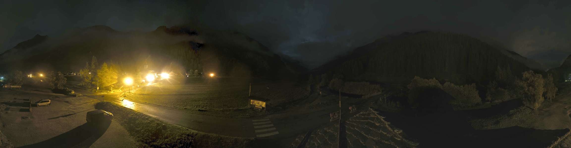 La Plagne Champagny-le-Haut snow cam captured at 1 October 2026 at 11:31 pm GMT+2