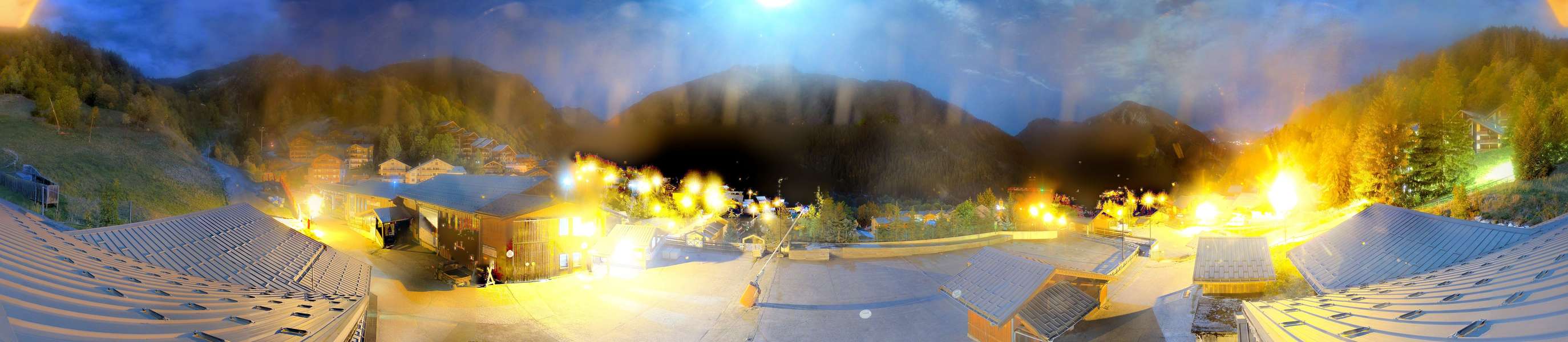 La Plagne Champagny Village snow cam captured at 27 September 2026 at 11:51 pm GMT+2