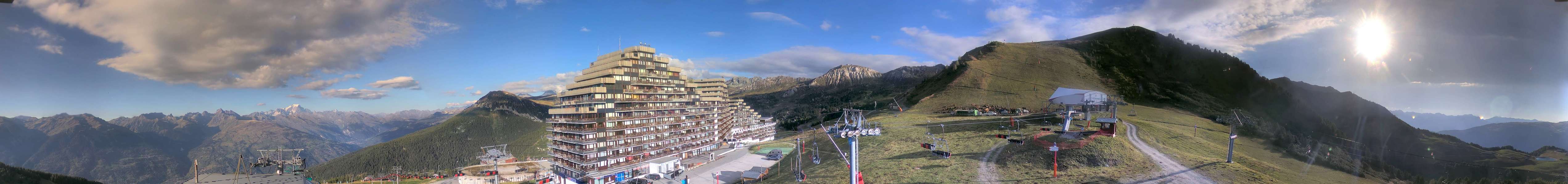 La Plagne Aime 2000 snow cam captured at 15 September 2026 at 6:31 pm GMT+2