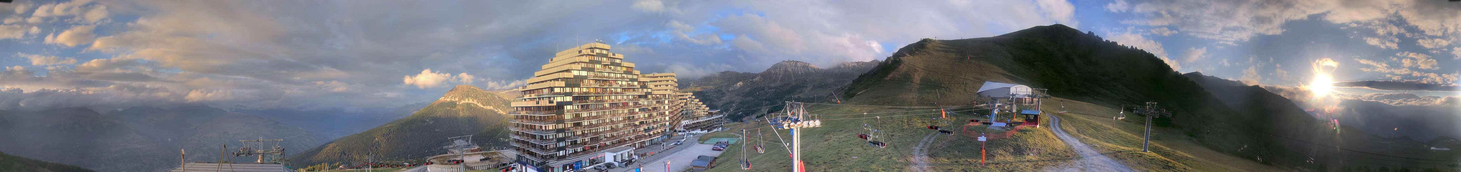 La Plagne Aime 2000 snow cam captured at 16 September 2026 at 7:25 pm GMT+2