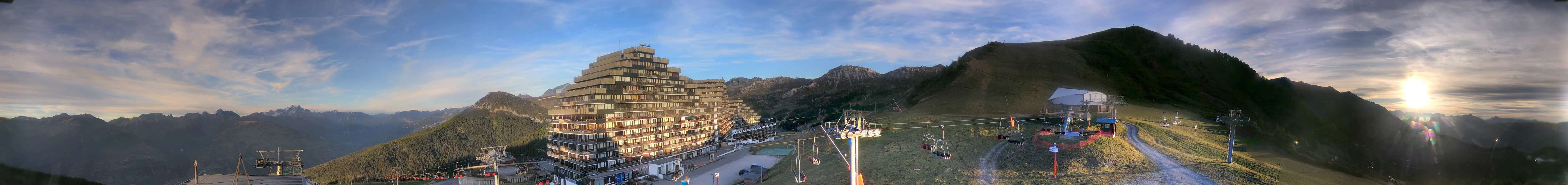 La Plagne Aime 2000 snow cam captured at 19 September 2026 at 7:33 pm GMT+2