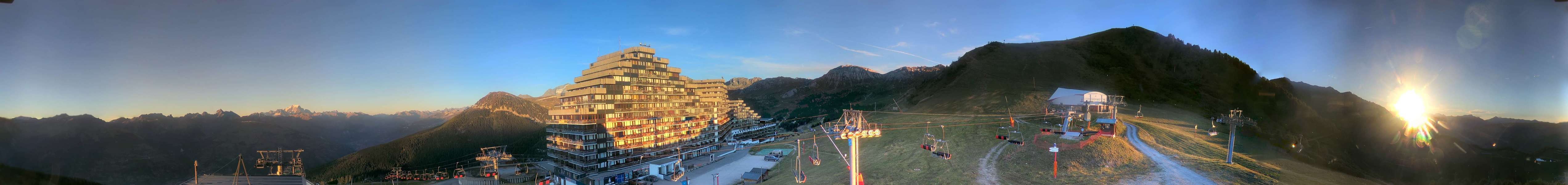 La Plagne Aime 2000 snow cam captured at 26 September 2026 at 7:29 pm GMT+2