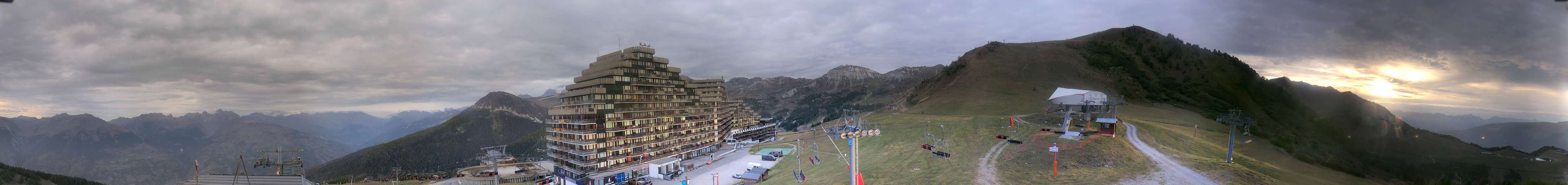 La Plagne Aime 2000 snow cam captured at 30 September 2026 at 7:02 pm GMT+2