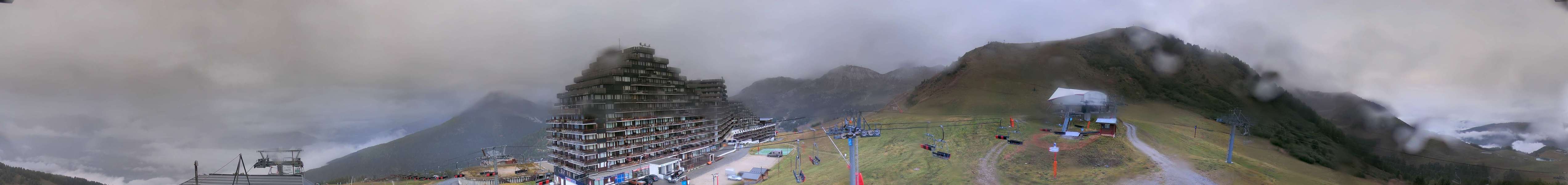 La Plagne Aime 2000 snow cam captured at 1 October 2026 at 7:02 pm GMT+2