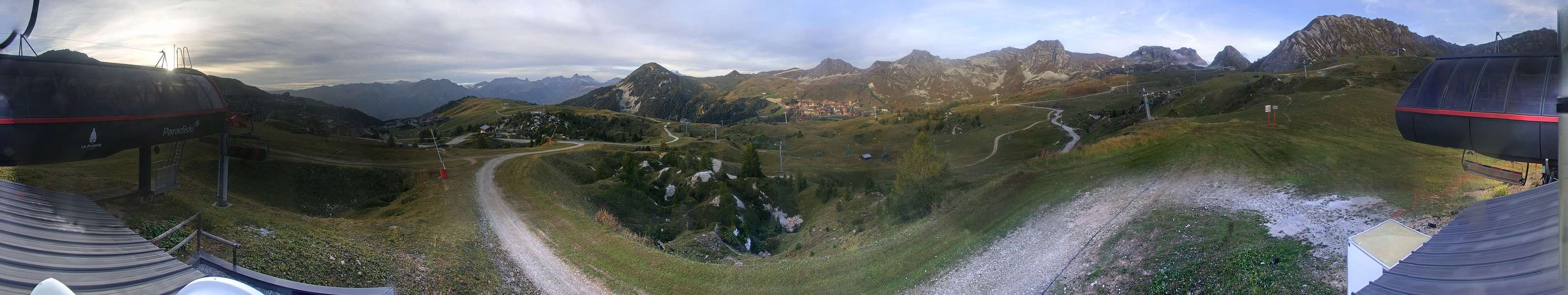 La Plagne Bergerie snow cam captured at 17 September 2026 at 7:37 pm GMT+2