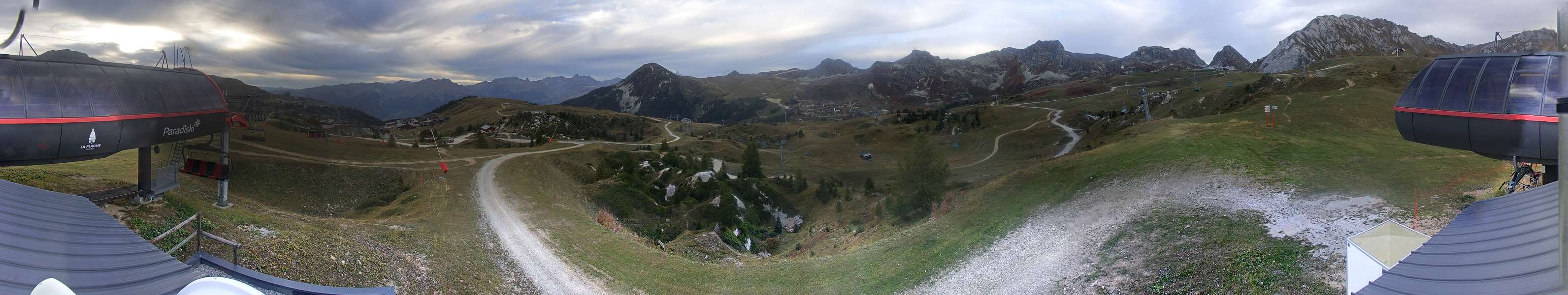 La Plagne Bergerie snow cam captured at 29 September 2026 at 7:02 pm GMT+2