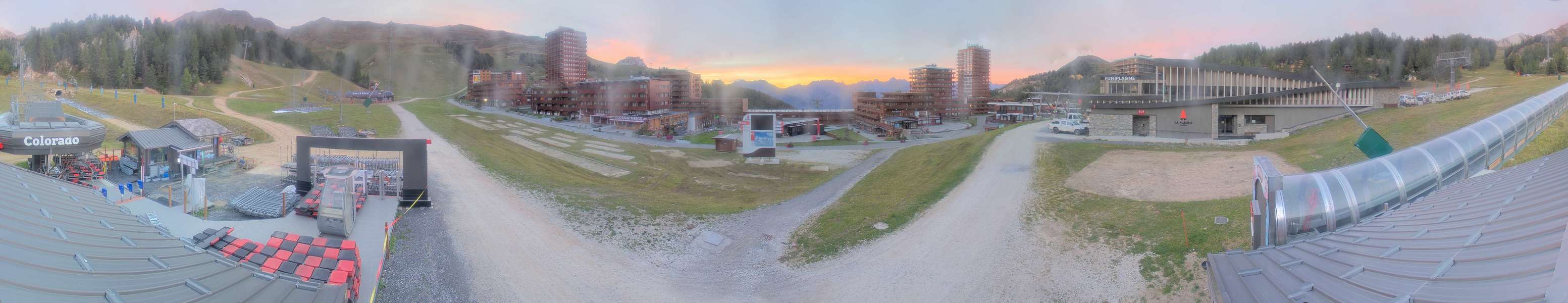 La Plagne Colorado snow cam captured at 21 September 2026 at 7:53 pm GMT+2