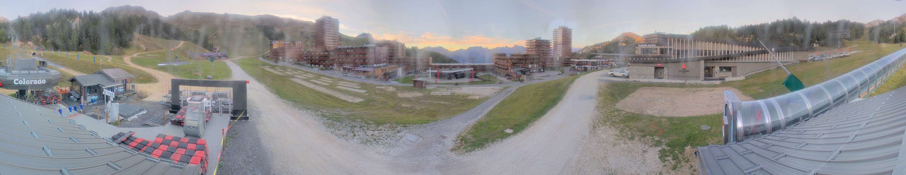 La Plagne Colorado snow cam captured at 23 September 2026 at 7:22 pm GMT+2