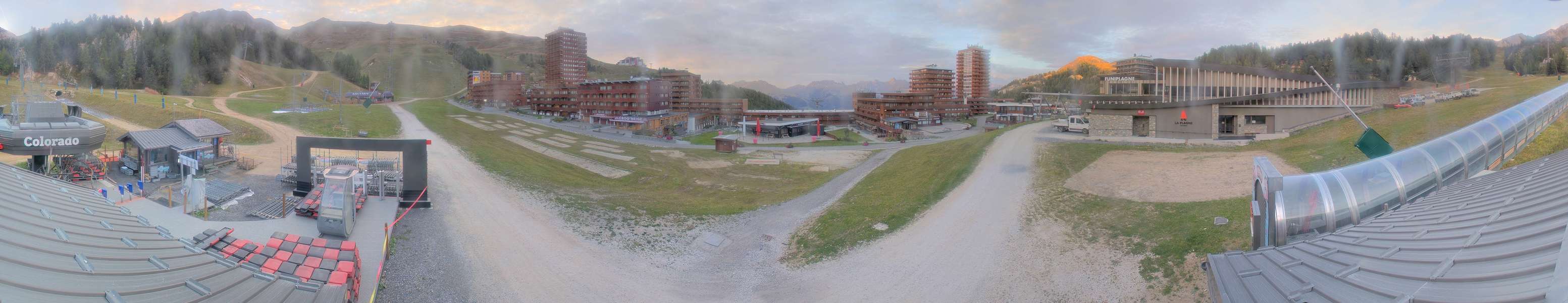 La Plagne Colorado snow cam captured at 24 September 2026 at 7:28 pm GMT+2