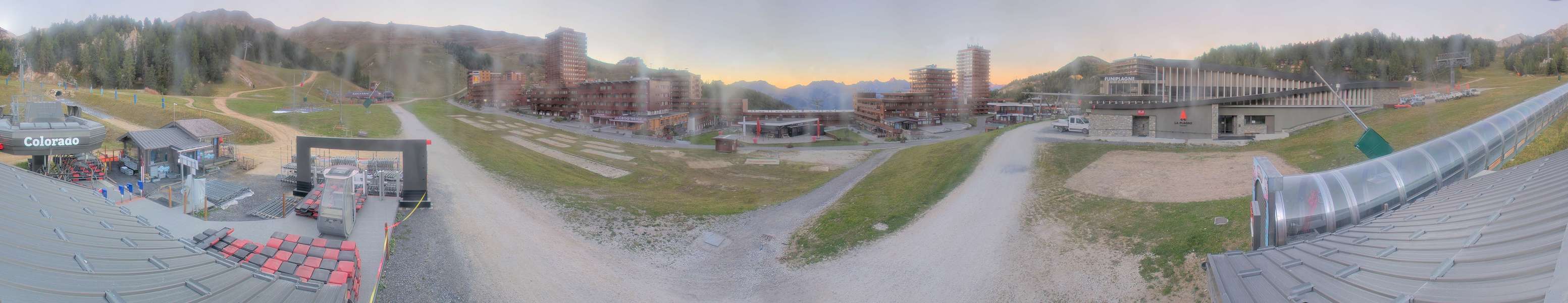 La Plagne Colorado snow cam captured at 26 September 2026 at 7:30 pm GMT+2