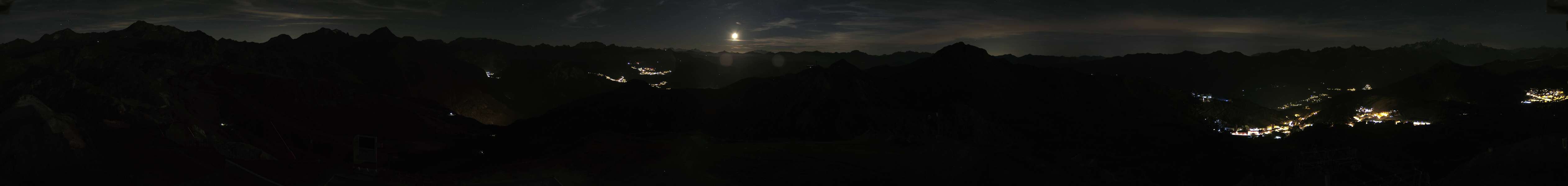 La Plagne Grande Rochette snow cam captured at 19 September 2026 at 11:46 pm GMT+2