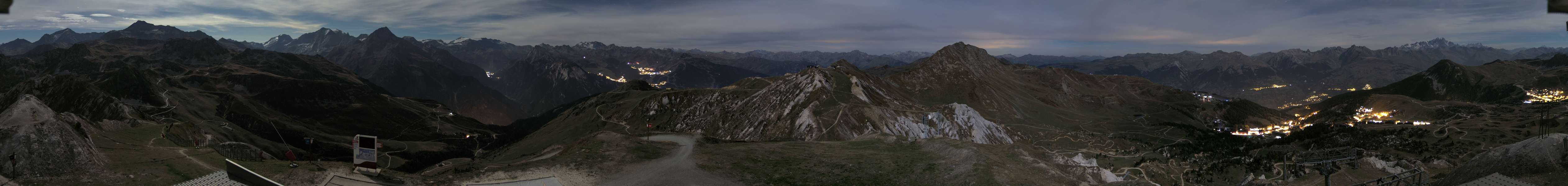 La Plagne Grande Rochette snow cam captured at 28 September 2026 at 11:34 pm GMT+2
