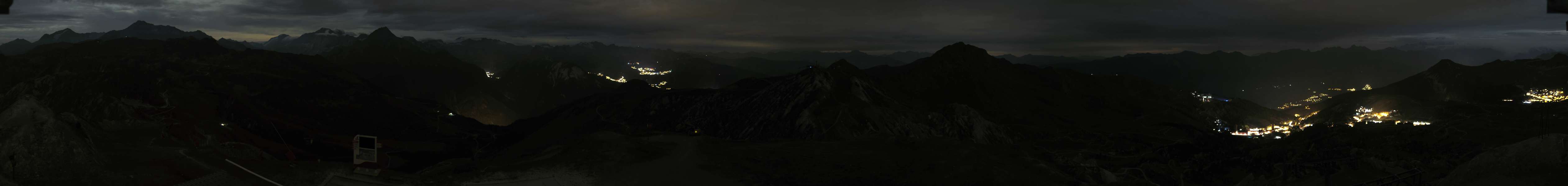 La Plagne Grande Rochette snow cam captured at 30 September 2026 at 11:47 pm GMT+2