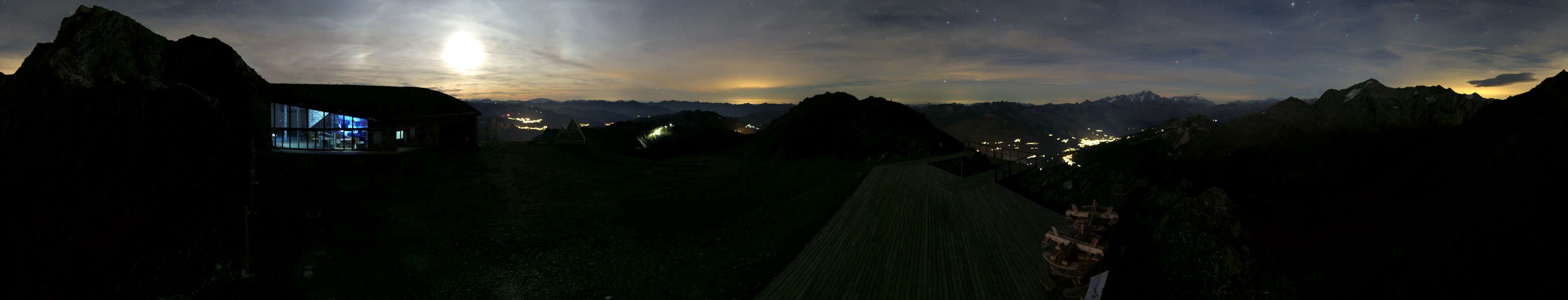 La Plagne Live 3000 snow cam captured at 20 September 2026 at 11:43 pm GMT+2