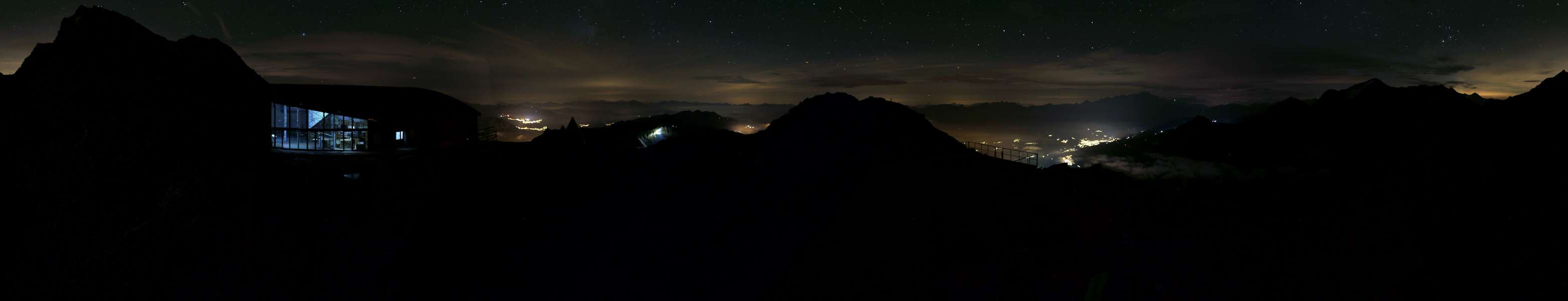 La Plagne Live 3000 snow cam captured at 4 October 2026 at 11:39 pm GMT+2