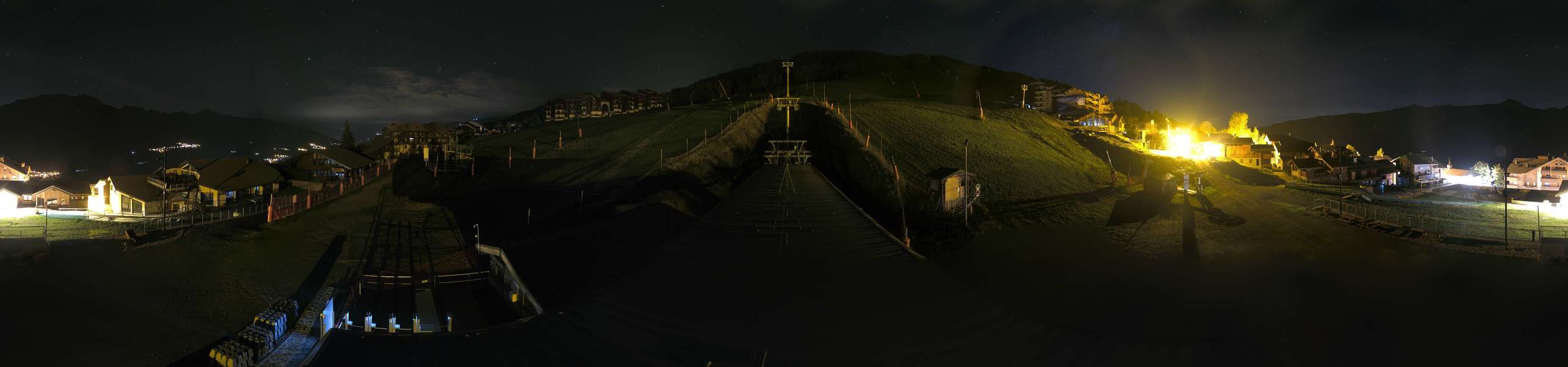 La Plagne Montalbert snow cam captured at 18 September 2026 at 11:40 pm GMT+2